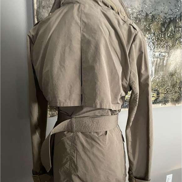 BCBG TRENCH COAT M - Picture 2 of 11